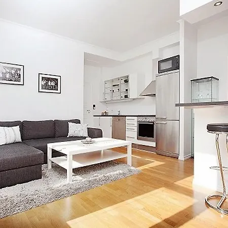 아파트 Modern In Centre